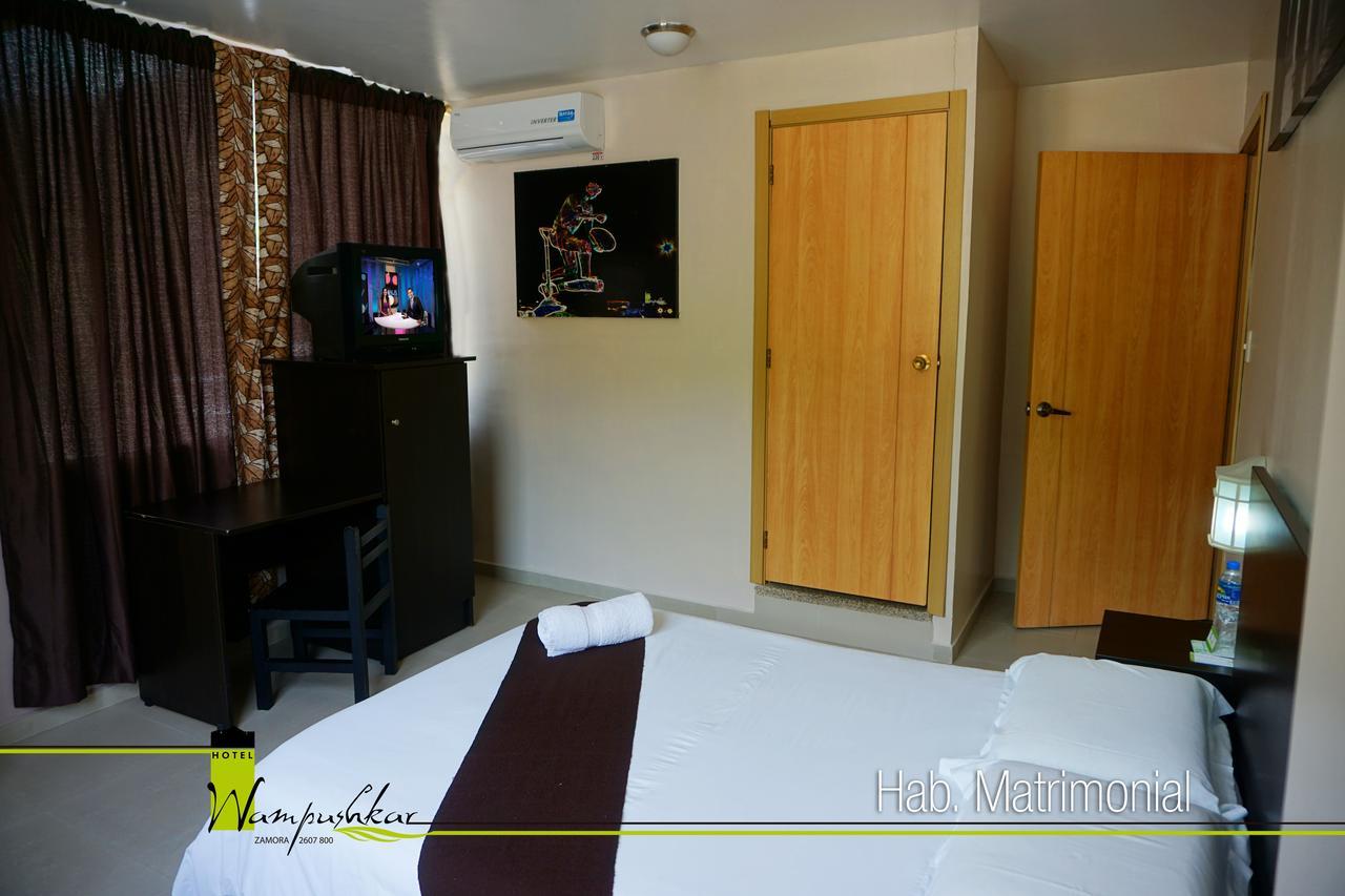 Hotel Wampushkar Zamora Buitenkant foto