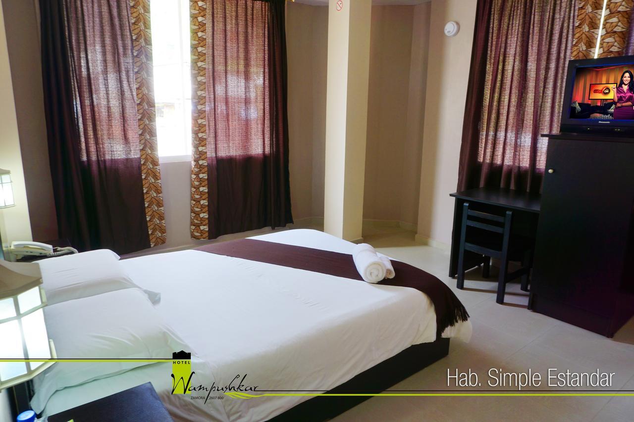 Hotel Wampushkar Zamora Buitenkant foto
